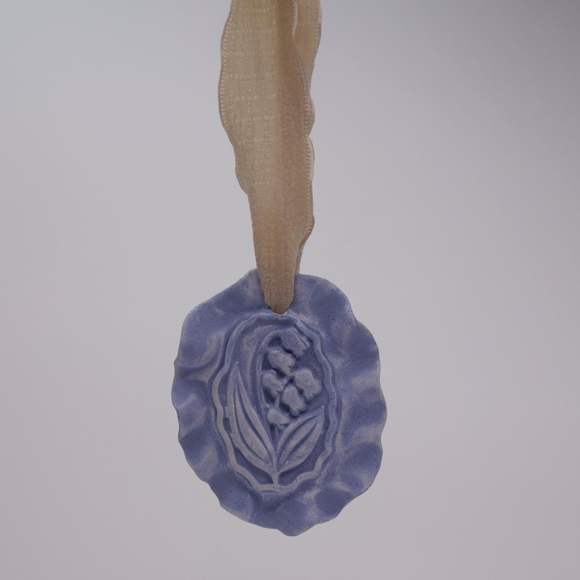 Car Fragrance Difusser(Lily of the Valley)